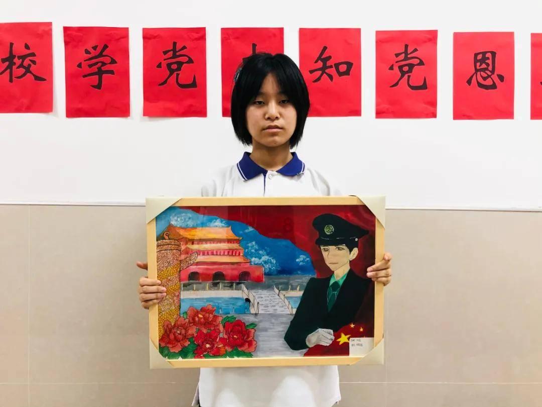 八旬老人寒冬迷路街头,城管暖心护送老人回家